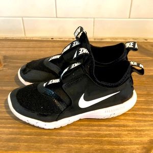 Youth Nike flex runner